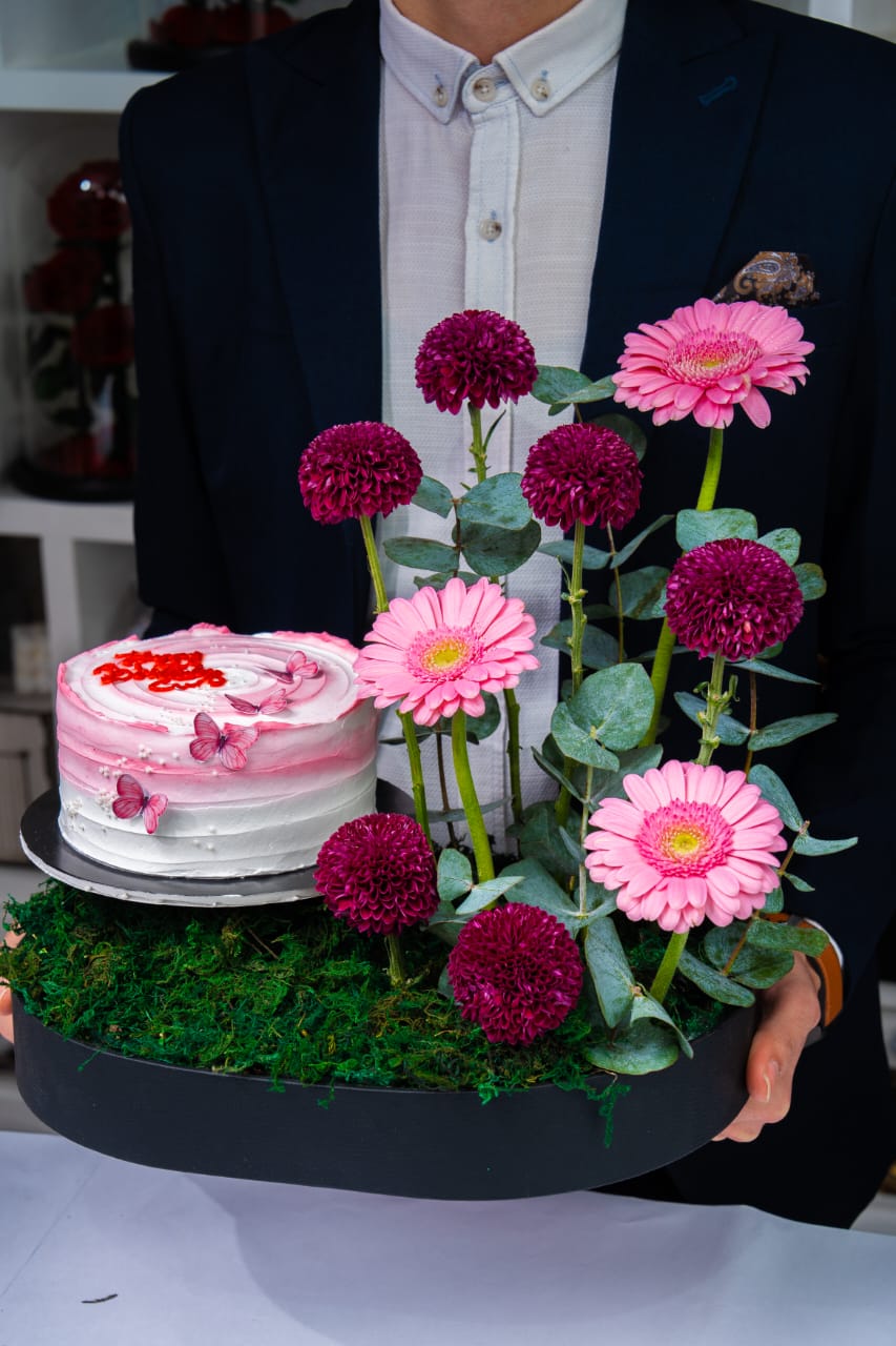 Eternal Love Cake Bouquet